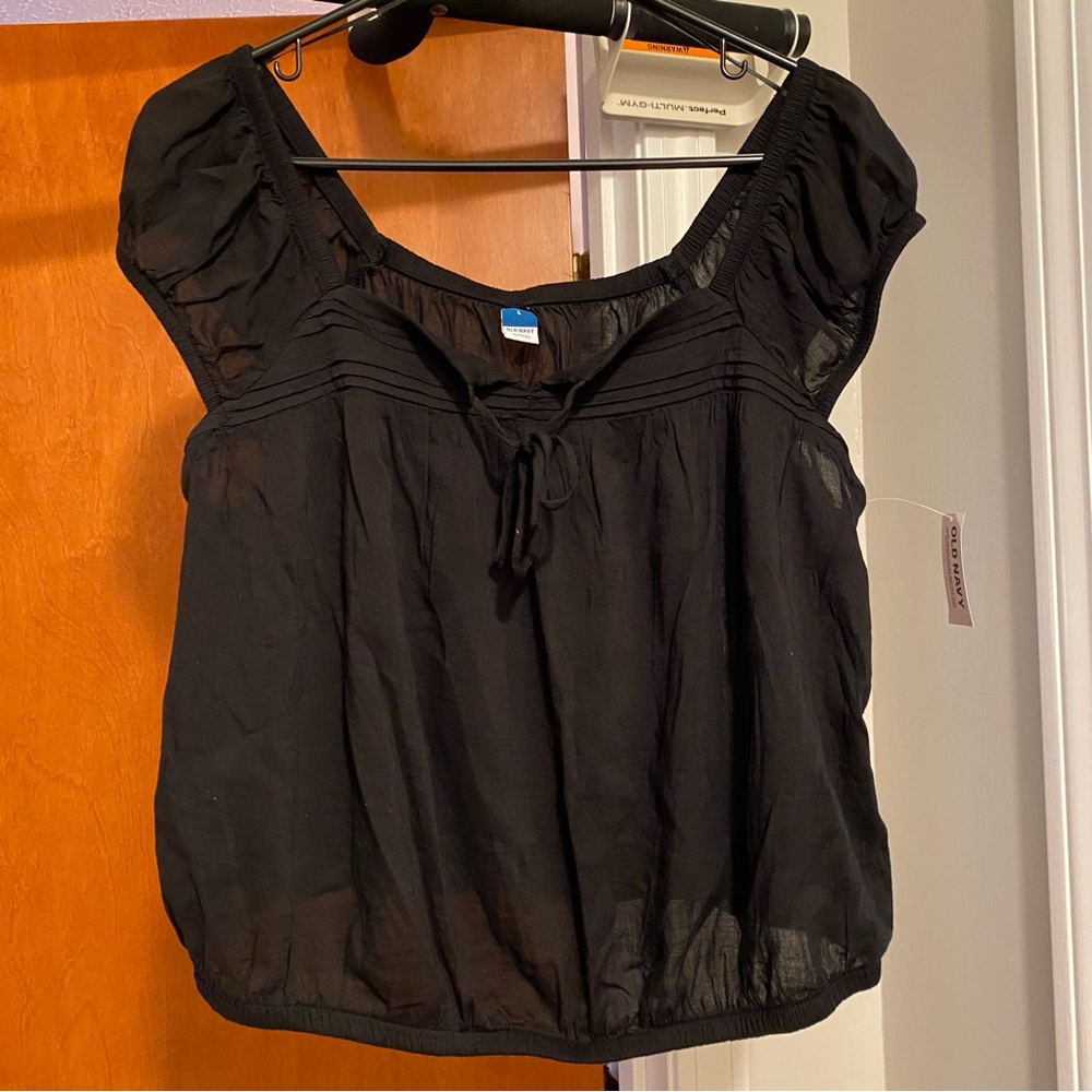 Old Navy puff sleeve cinched waist top